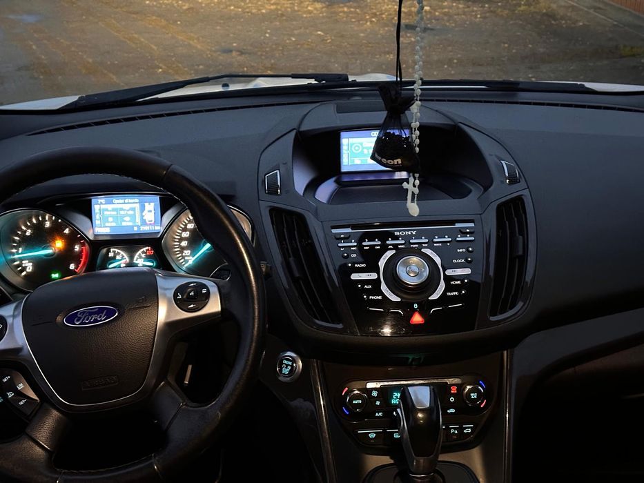 Ford Kuga 4x4 Titanium