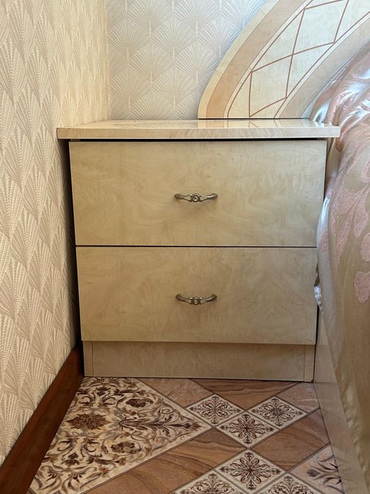 Спальный гарнитур