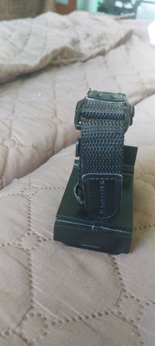 часовник CASIO работещ