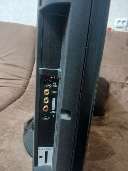 Продам телевизор Panasonic 81 диагональ
