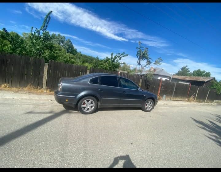 VOLKSWAGEN Passat 2004 — imagine 4
