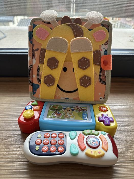 Pachet jucării educative copii – Carte textilă de activități Girafă + Console electronice cu sunete