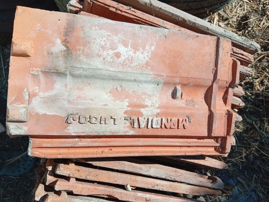 Vând țiglă ceramica