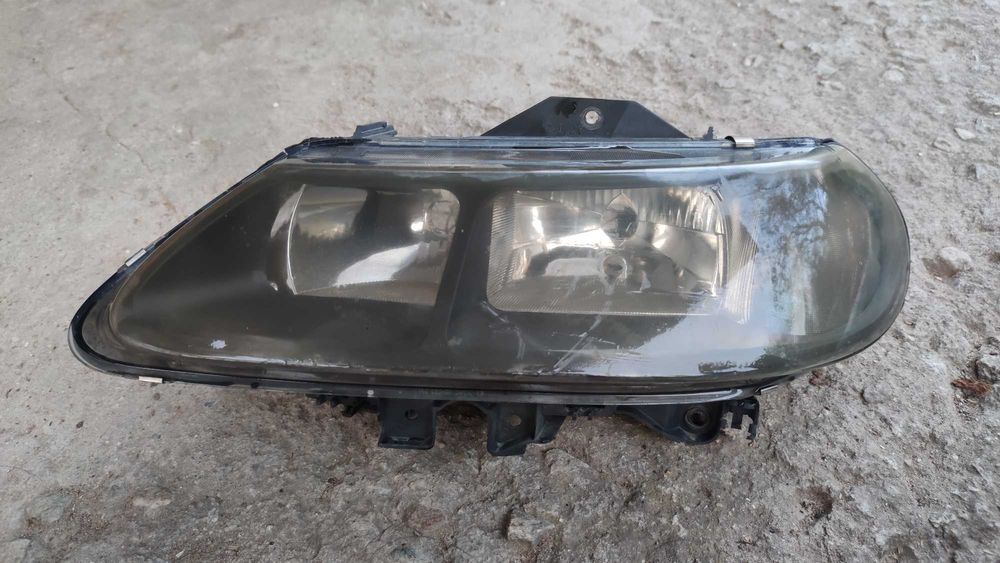 Фарове за Рено Лагуна