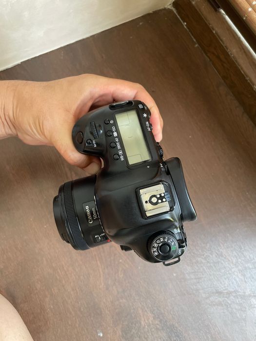 Canon Mark 4 5D срочно сотлади