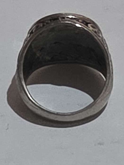 Срочна прадаётся колцо