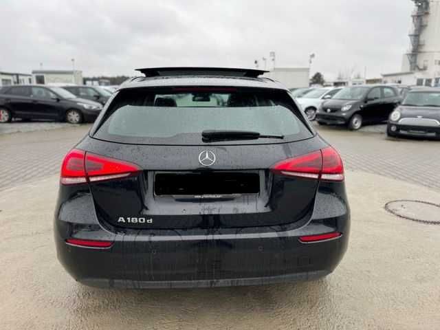 Mercedes-Benz A 180 Panorama* 3D.CAMERA*