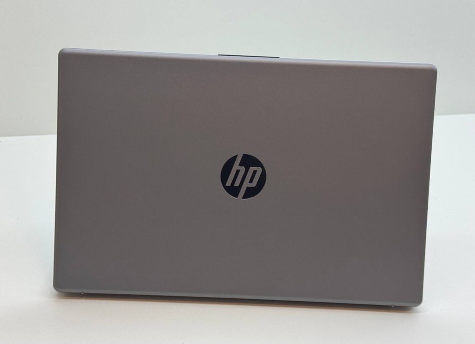 Мощный Ноутбук последнего поколения HP Laptop 255 G8 AMD Ryzen 5 7520