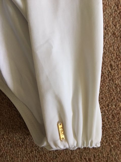 Бански долница 50 размер бял нов