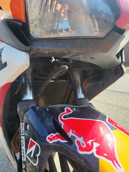 Vand honda CBR500R 2014-2016 !! Avariat!! citeste cu atentie!!