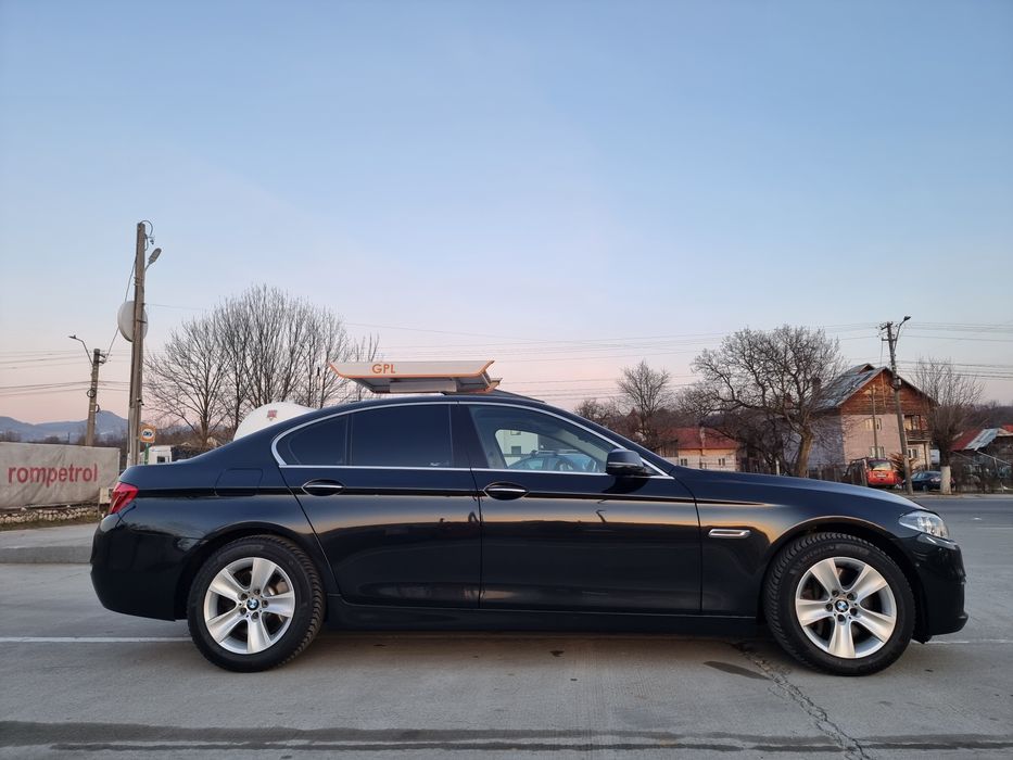 Bmw F10 •Luxury •2016•5 butoane •258 Cp•Xd•Webasto •Germania