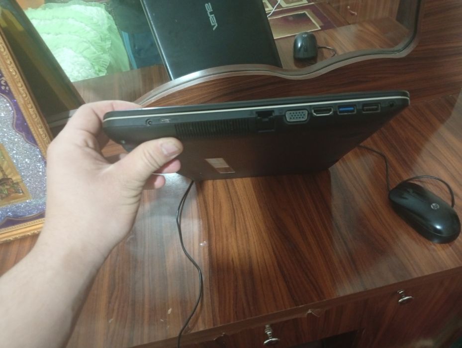 Asus Vivobook +HDMI sim va HP sichqoncha