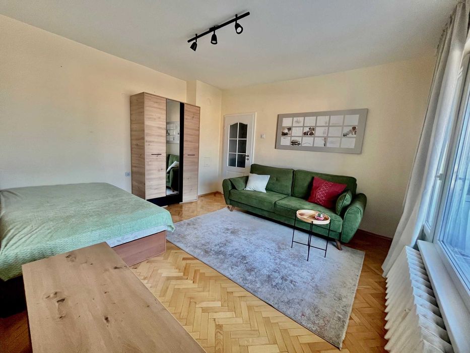 Апартамент Панорама/Panorama Apartment до Медицински университет, Широк център