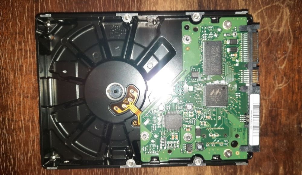 Продам жёсткий диск 320 Гб