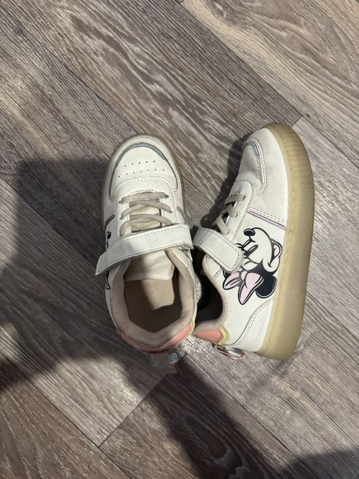 Продам кеды LC Waikiki на девочку