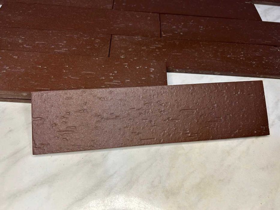 Продается кафельный фриз | в наличии 13 штук (размер 5.8см*23.4см)