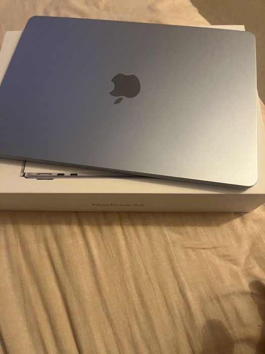 Laptop APPLE MacBook Air 13 mc6t4ro/a, Apple M4, 13.6 16gb 256gb 100%B