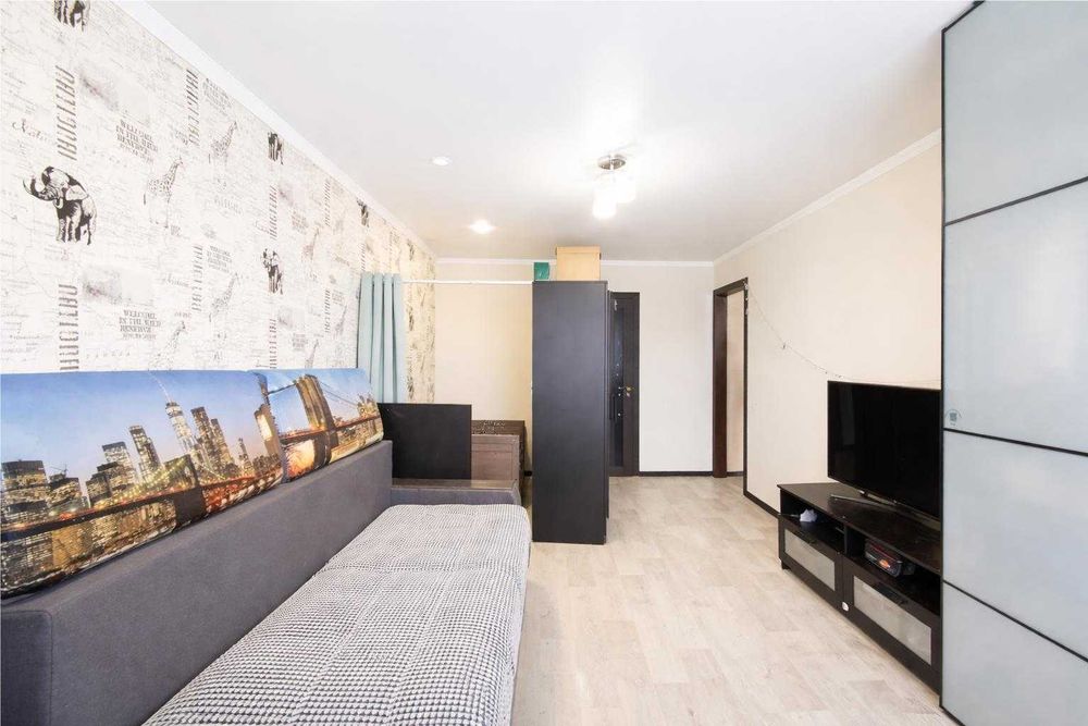 ! Продаю 2-комнатную квартиру в 23 микрорайоне! Помощь в ипотеке.