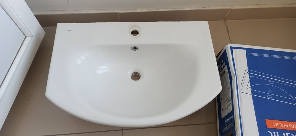 Умывальник с пьедесталом