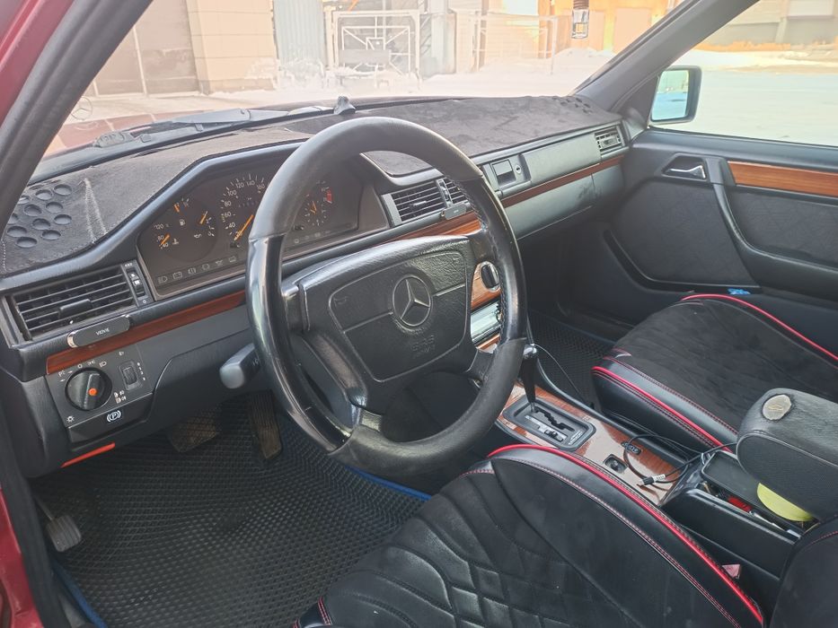 Mercedes benz w124