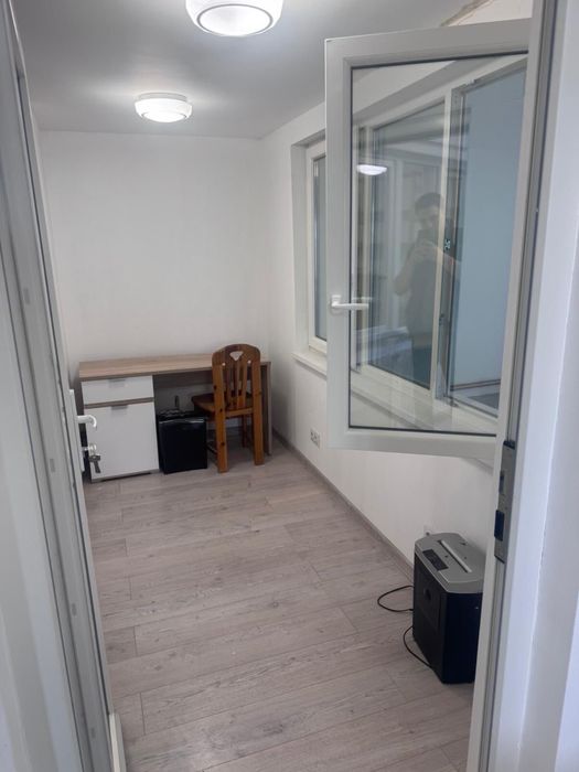 Apartament 4 camere, ultracentral, demisol, Targu-Mures