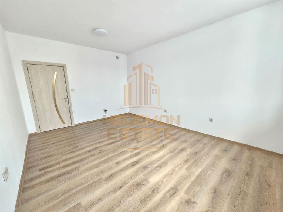 Продава се Тристаен апартамент в Варна, Възраждане 1 - 60 кв.м за 1274 €/кв.м - Снимка #6