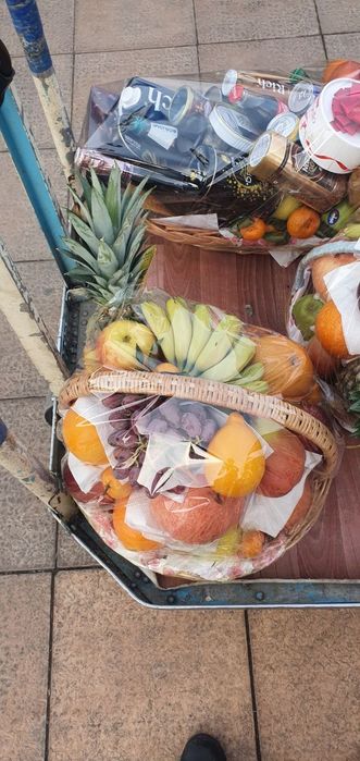 Корзины и фруктовое искусство