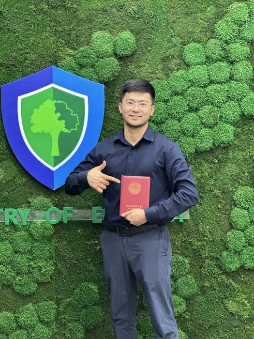 Advokat va Professional mediator