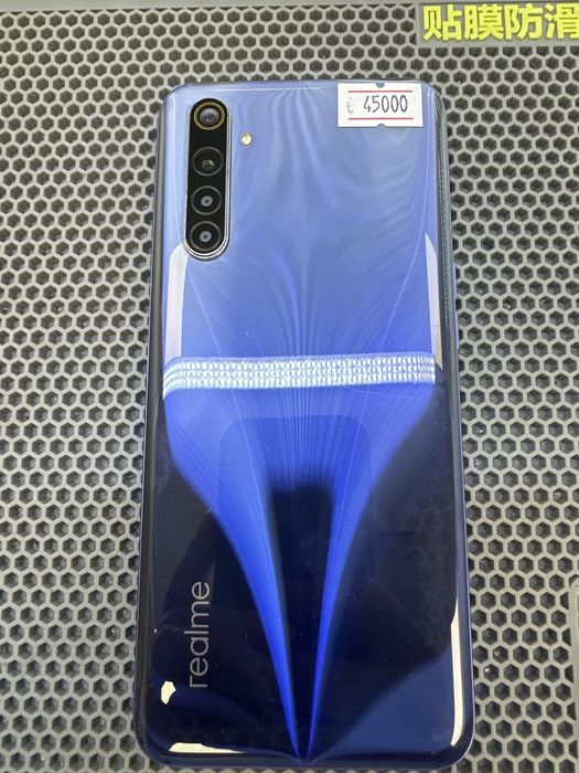 Realmi 6 торг есть