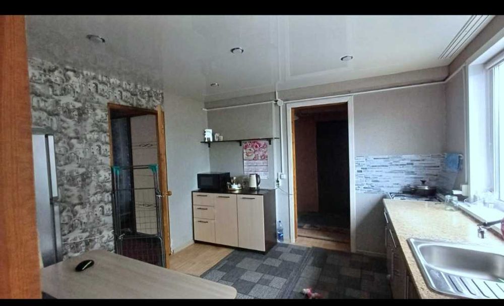 Дом с хорошим ремонтом!