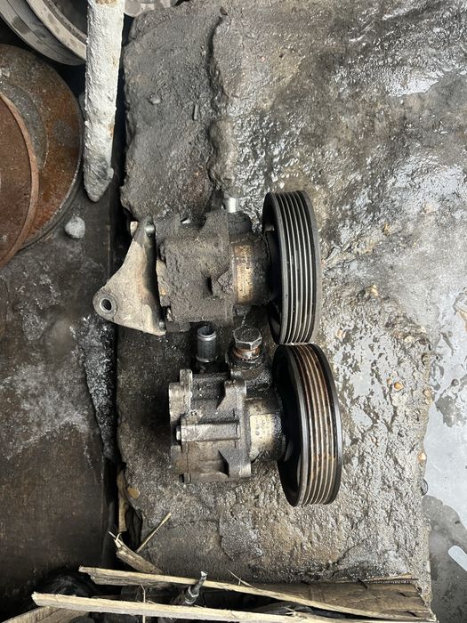 Гур насос Приора