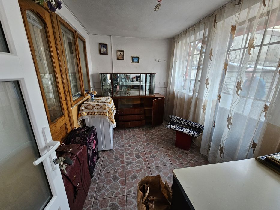 Casă de vânzare în loc: STREJNICU