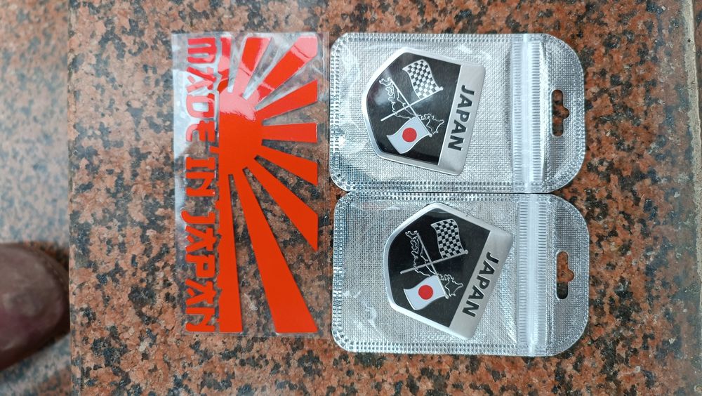 Шильдик и прочие детали для Лексуса