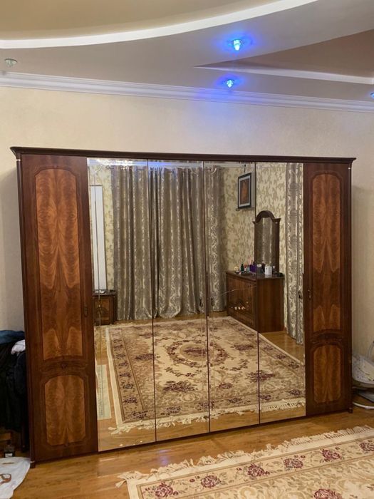 Спальный гарнитур