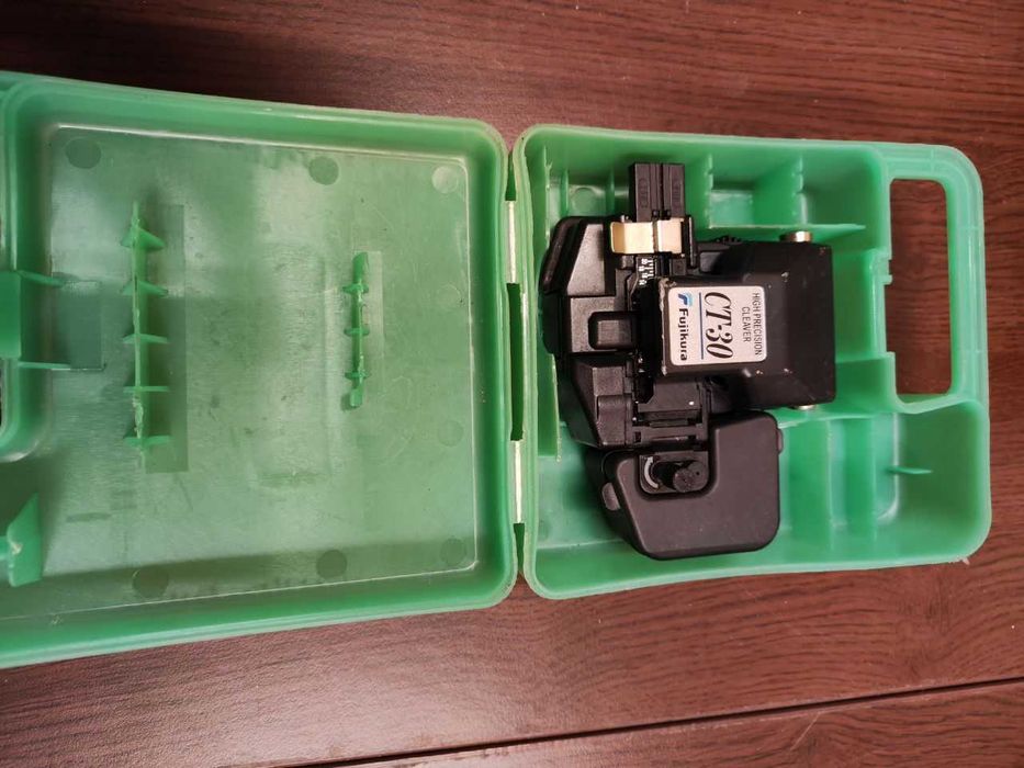 Продава се сплайсер Fujikura FSM-70s