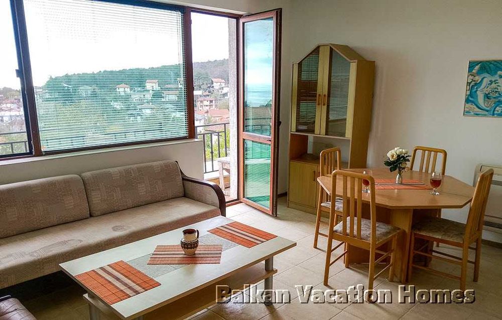 Продава се Двустаен апартамент в Балчик - 64 кв.м за 574 €/кв.м - Снимка #3