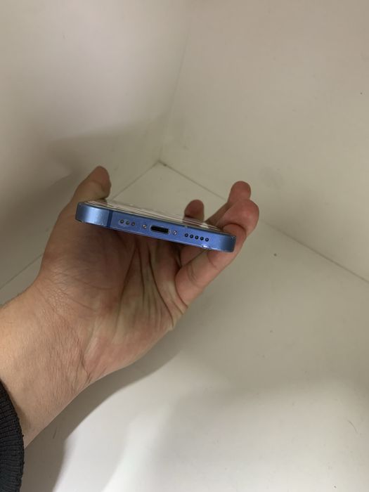 Айфон 13 128гб идиал