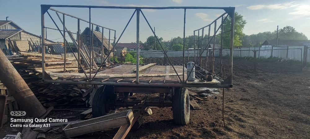 Продам сеновозку.грабли 6м.волокушу.