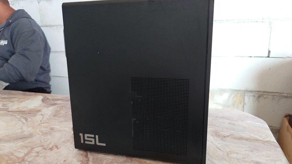 Hp victus AMD ryzen 5 5600g 16 gb RAM gtx 1050 ti 4gb ssd 512 + hdd 1tb