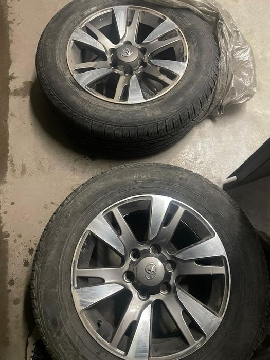 Диски с новой резиной  от Прадо 150.