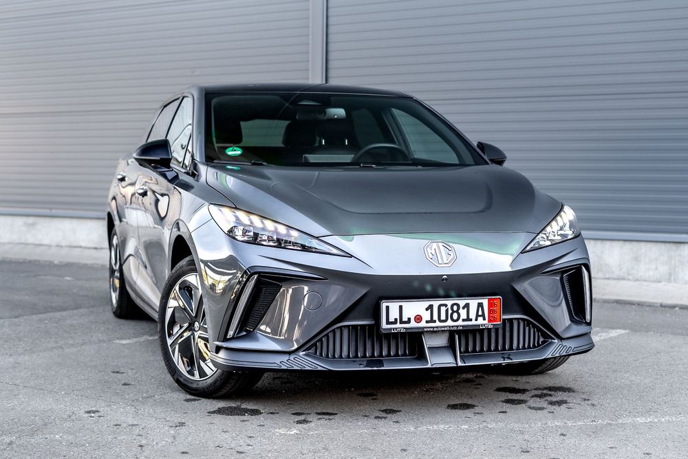 MG MG4 MG4 Luxury 64 KW An 07.2023 Pompa de caldura 204 CP