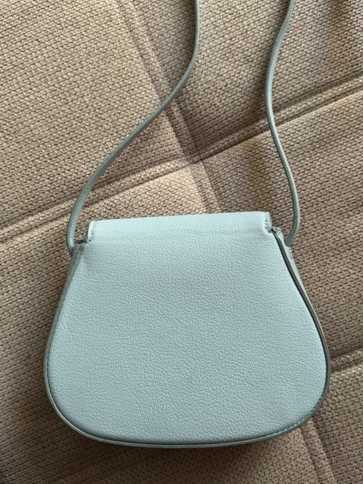Синя чанта MANGO