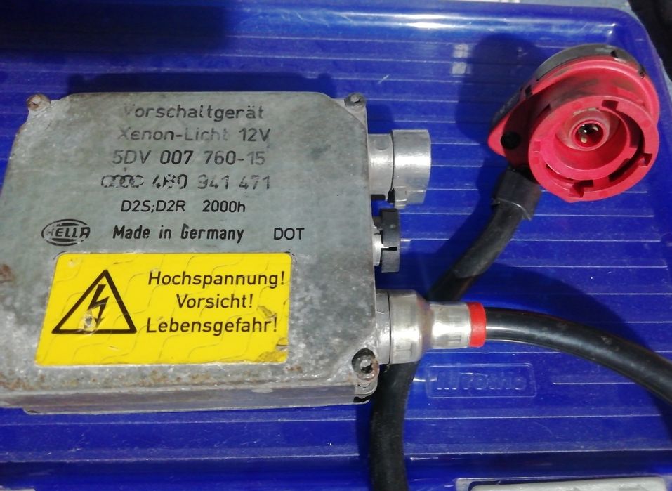 Ксенон Баласт Xenon Hella 5DV007760-15 BMW E38 E39 E53 Z8 E52 AUDI MERCEDES и други.