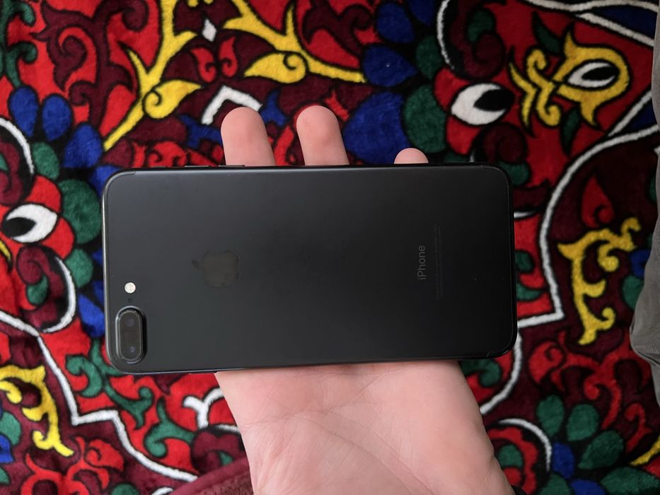 Iphone 7 plus qora rangda yaxwi holatda