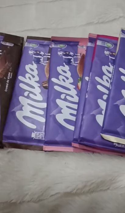 Turli xil mazali shokoladlar sotuvda!
Yangi kelgan, sifatli va arzon n