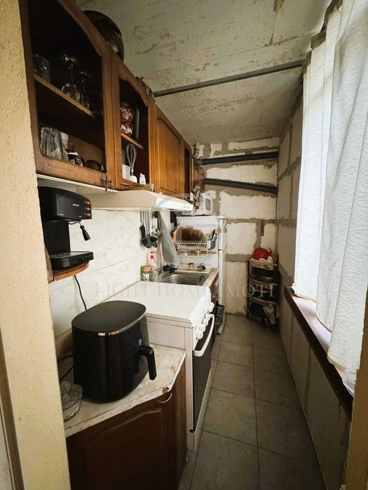 Продава се Тристаен апартамент в Пловдив, Каменица 1 - 102 кв.м за 1275 €/кв.м - Снимка #11