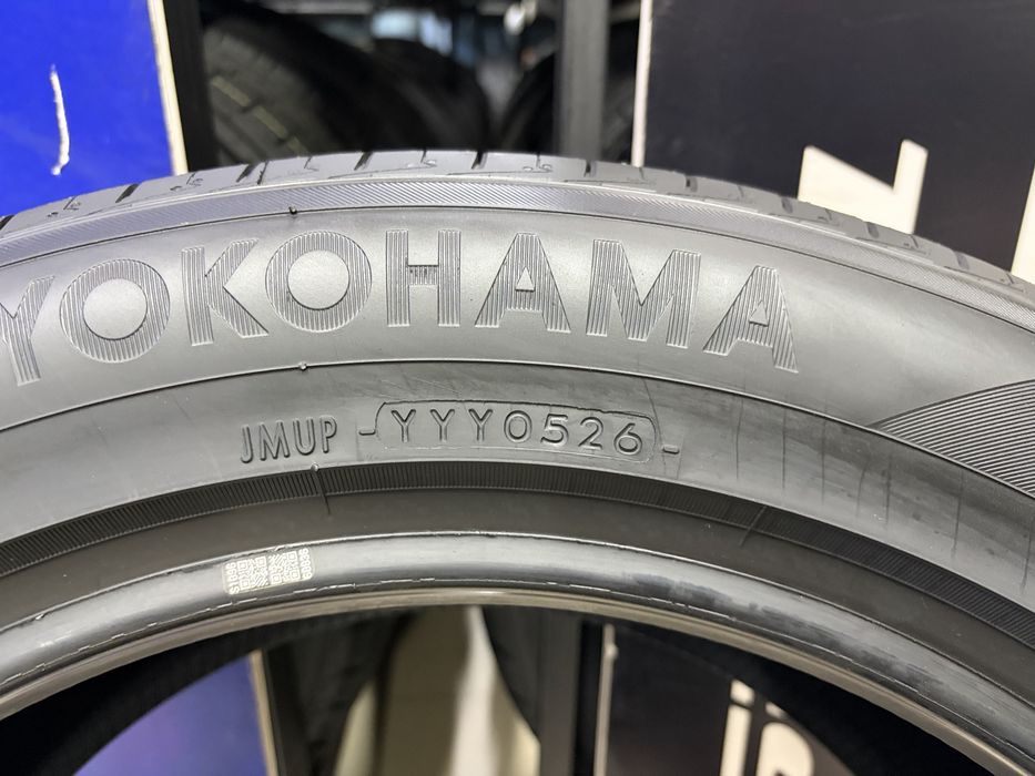 Шины 225/55/R17 Yokohama V552