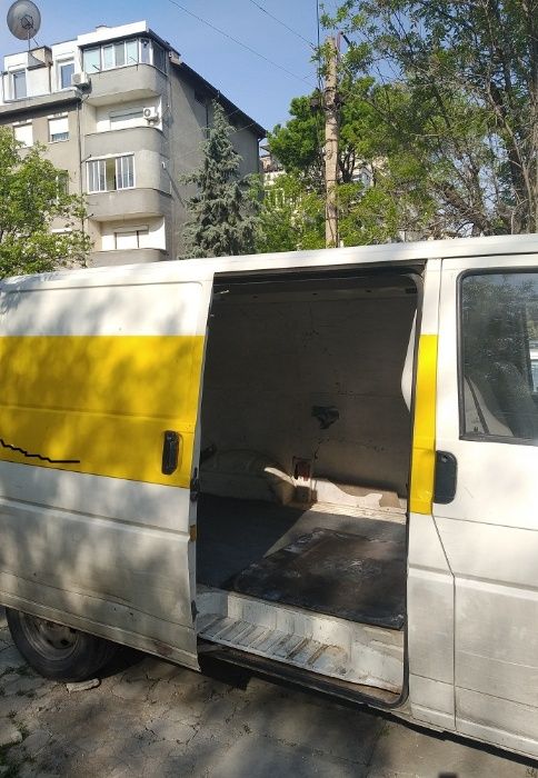 транспортни услуги с бус и камион с падащ борд