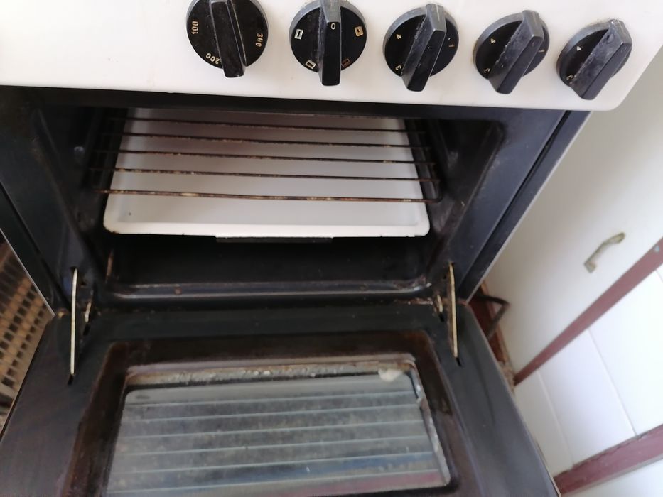 Готварска Печка Мечта и електрически чайник с нагревател! !