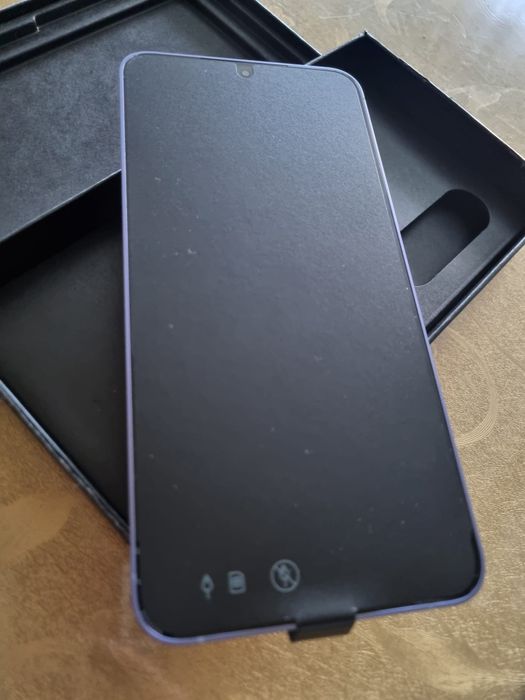 Vand  telefon NOU  samasung S 24 plus
